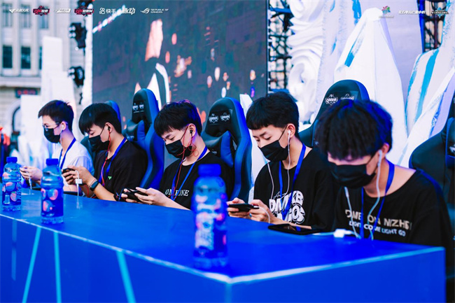 杨佳敏面对 杨佳敏面对