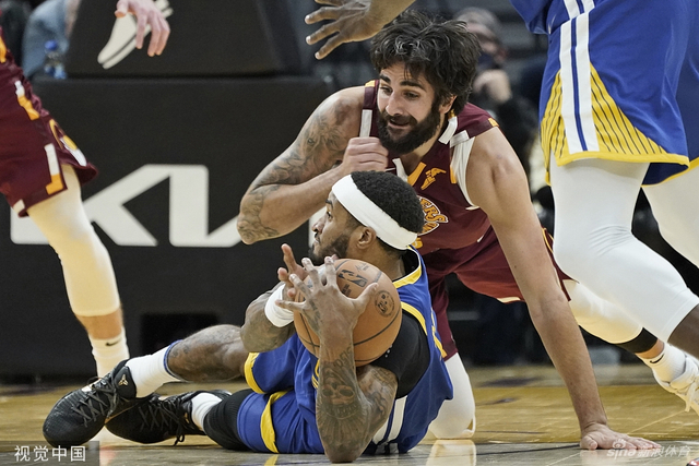 他不仅在校 他不仅在校