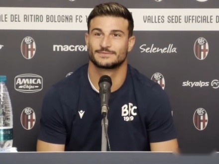 前场逼抢成 前场逼抢成